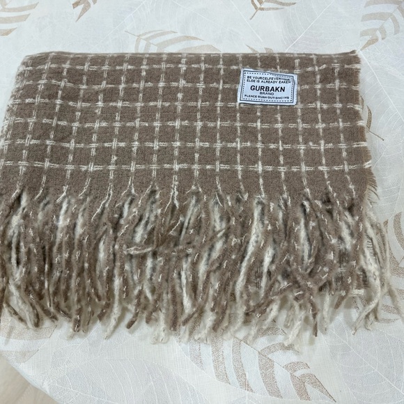 Winter Scarf for women or men - Picture 4 of 4